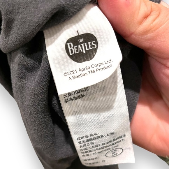 Vintage Inspired Concert Tee Soft AF | A&F | Grunge | The Beatles | Size medium - Picture 10 of 11